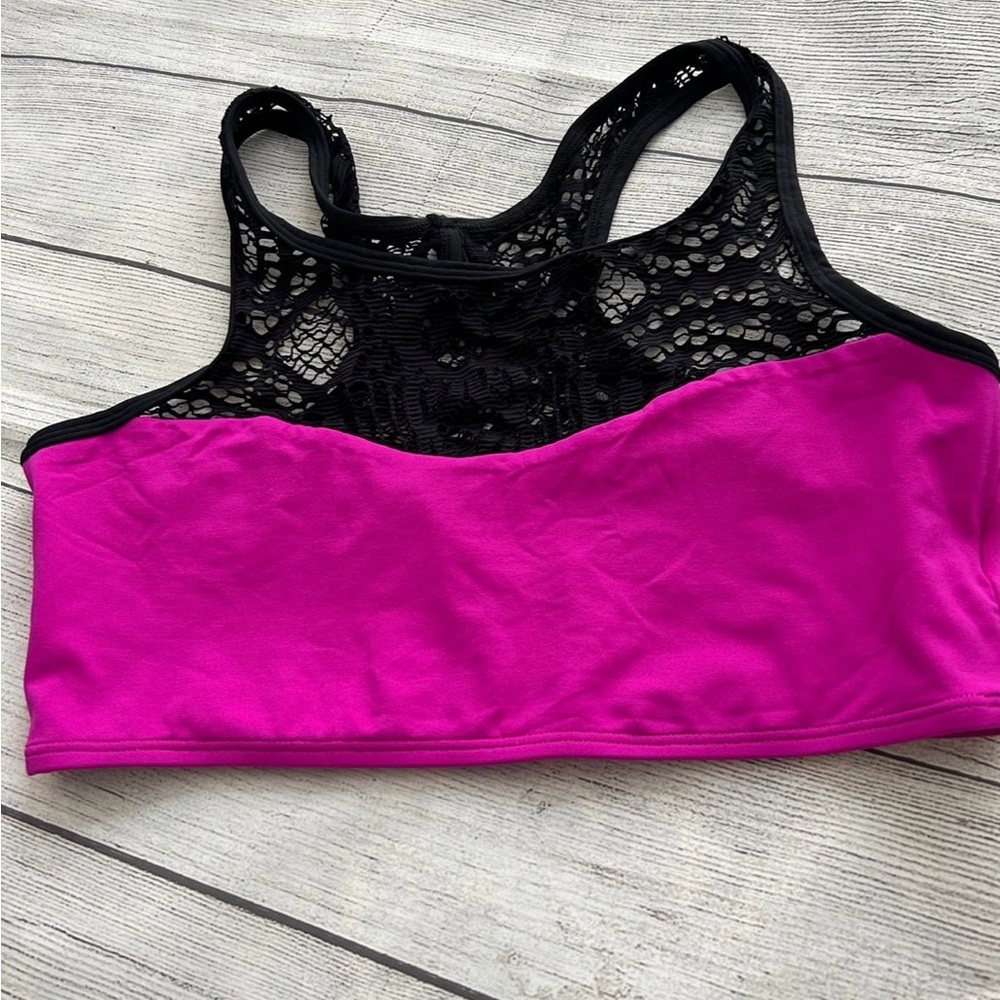 🛍️ NWOT LADIES VENUS SWIMSUIT TOP
